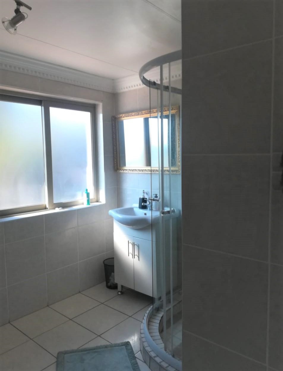 4 Bedroom Property for Sale in Hartbeespoort Rural North West